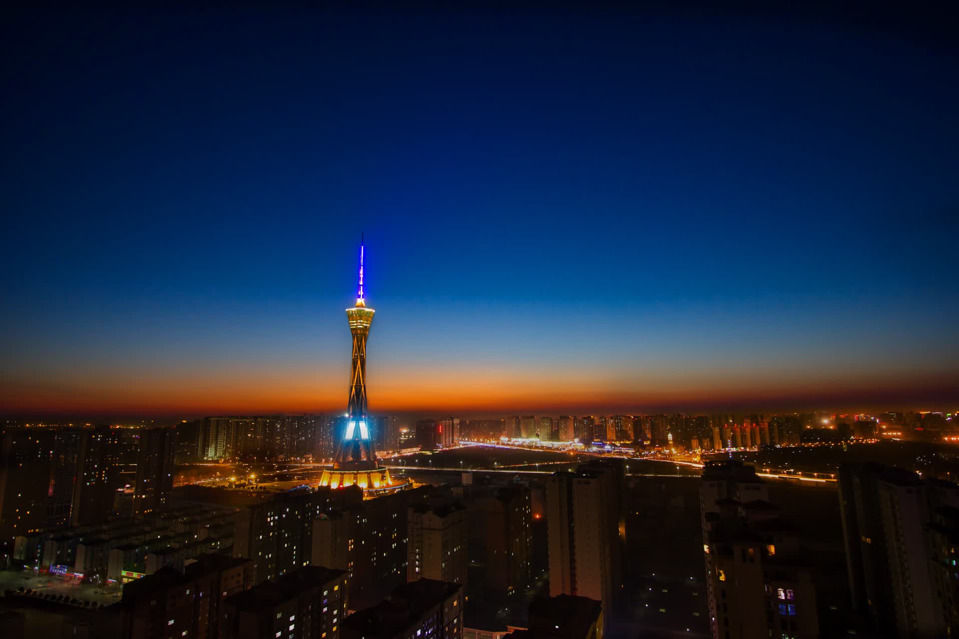 世界短跑线上实战模拟平台升级:对抗性训练更真实,短跑世界排名最新排名